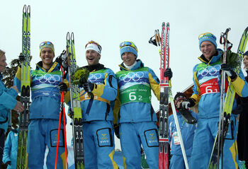 22 ÅR EFTER förra stafettriumfen i OS vann äntligen Sverige igen - också den här gången i Kanada.