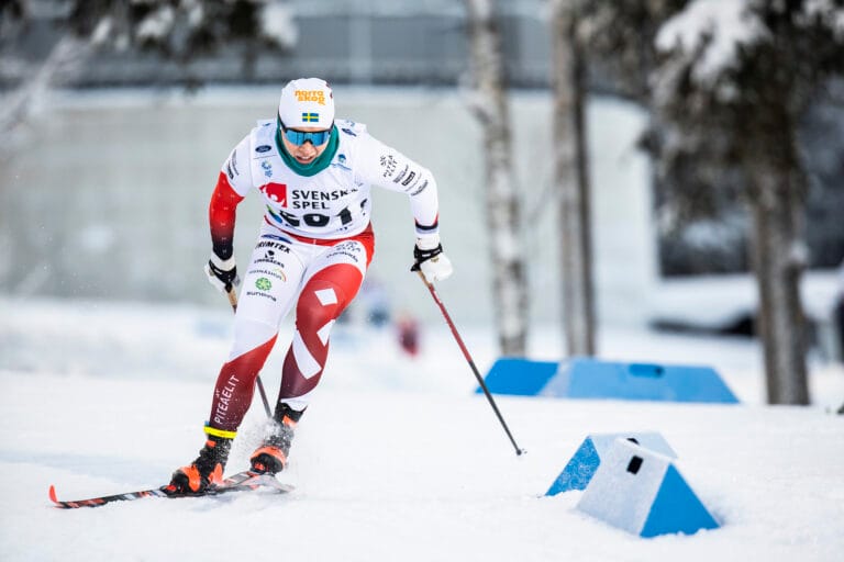 Favoriterna tog hem SM-guldet i sprintstafett – dubbelt Piteå på damsidan