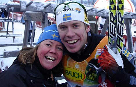 Mamma först att hylla Emil