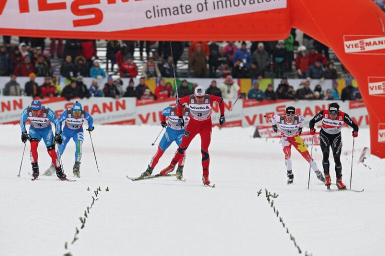 Bra sprint i Toblach för Cologna och Northug öppnar för samarbete. Hellner chanslös efter krasch.