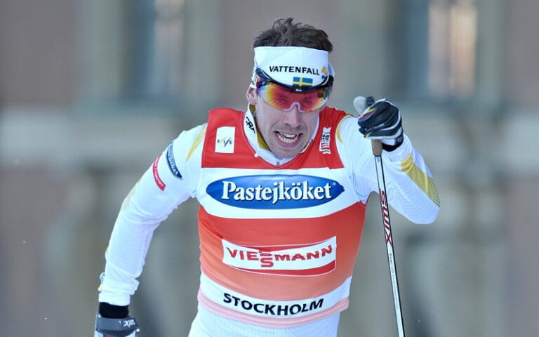 Emil Jönsson på rehabträning efter muskelbristning