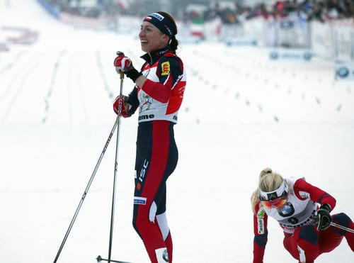 Justyna Kowalczyk VM-tränar också i Seiser Alm