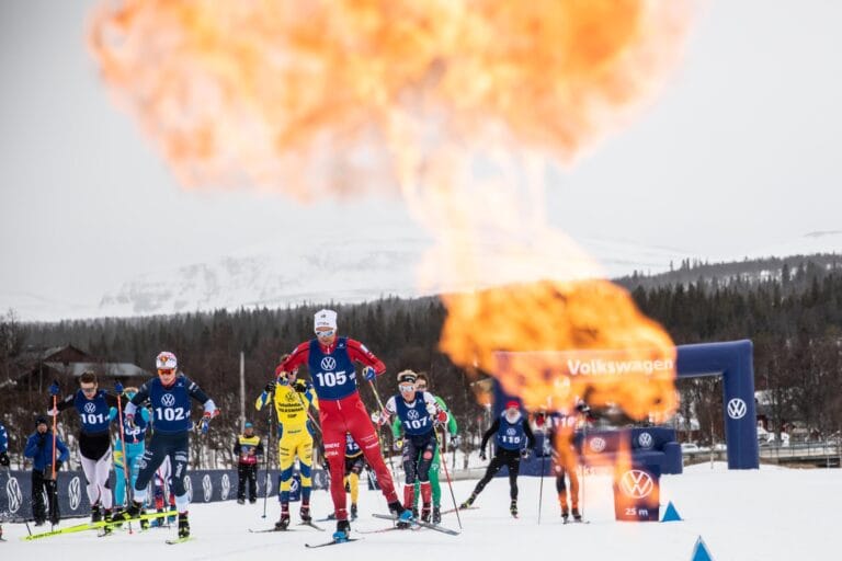 Pengar och bubbel för “LA Bomba” i Bruks