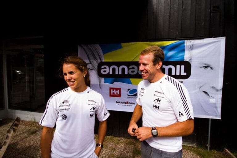 Video: Se filmen från Anna och Emils ungdomsläger