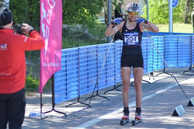 Annika försvarar segern i Stockholm Rollerski