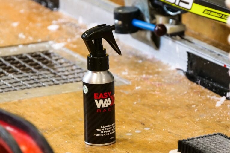 Produktinformation: Fluorfria EasyWaXXX Racing