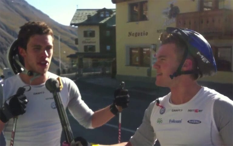 Video: Hellner och Bryntesson stämmer upp i skönsång