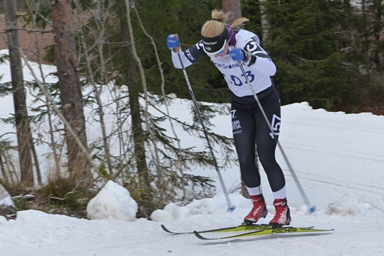 Elin Mohlin ser med spänning mot sin första långloppssäsong