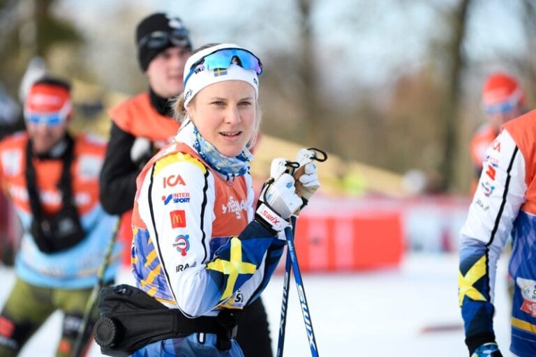 Hanna Falk ska inte öppna för snabbt på hemmaplan