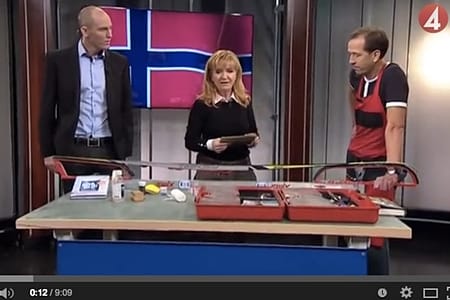 Video: Hamran lär Ferry valla skidor