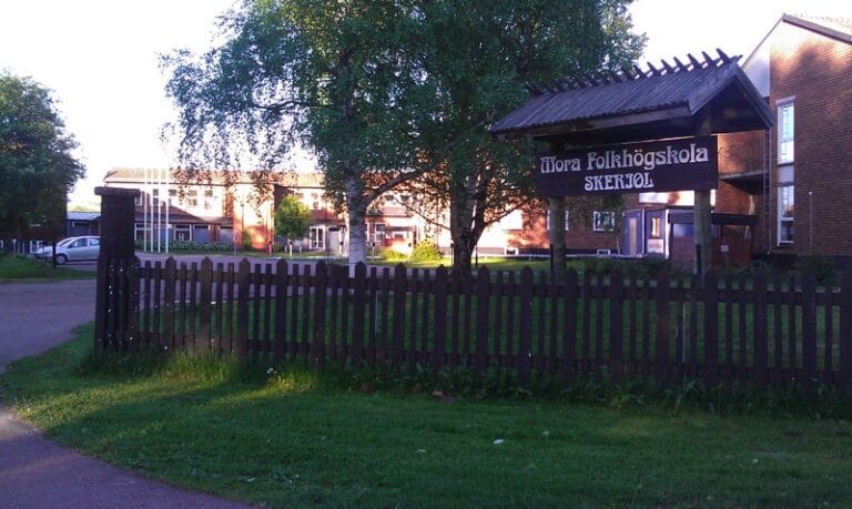 Utredningen om Mora folkhögskola avslutad. Läs tränarens egna ord här!