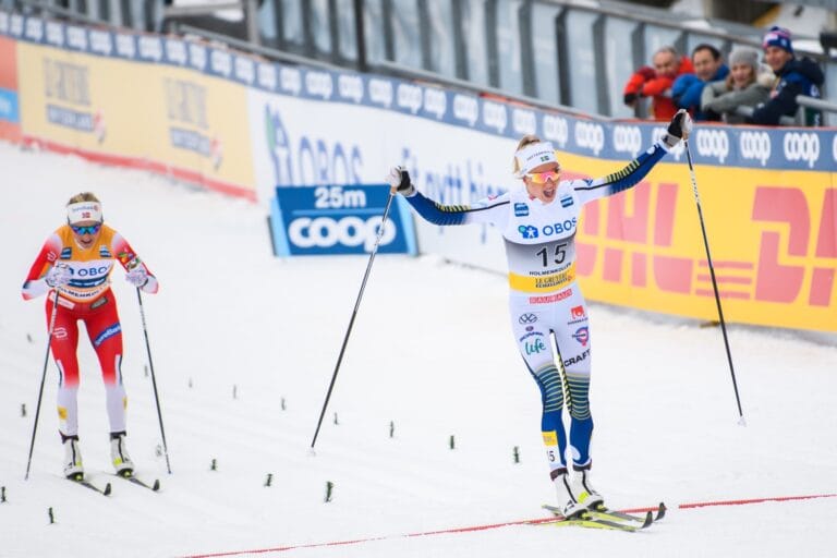 Frida Karlsson knäckte Therese Johaug i Holmenkollen