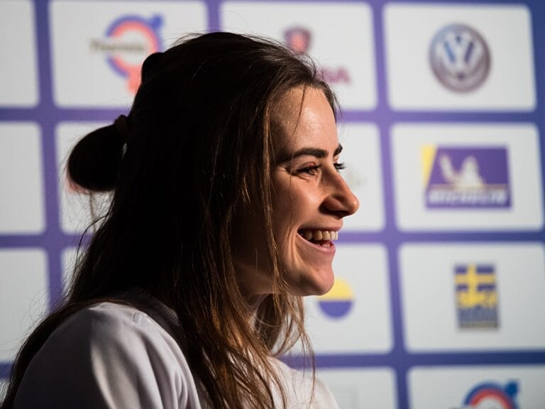 Ebba ser fram emot publikstödet i Ulricehamn