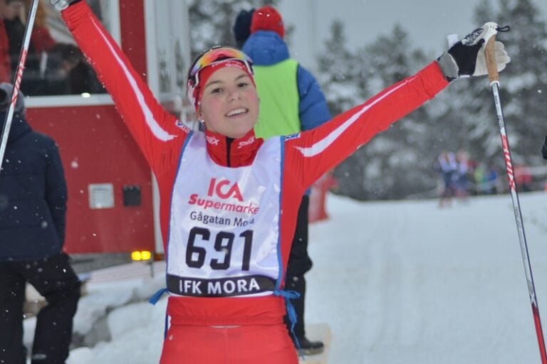 Guld på ungdoms-OS till Johanna Hagström