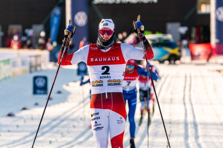 Johan Häggström spurtade till seger på SM-tremilen