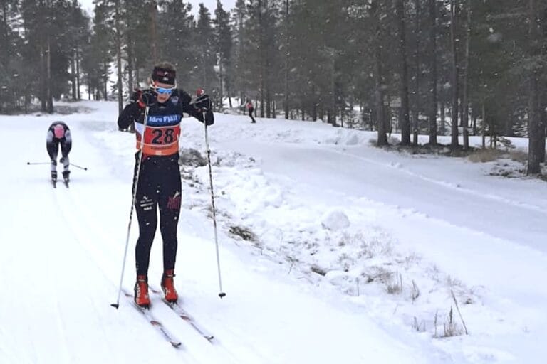 Hedda Bångman satsar på långlopp – med Oskar Svärd som tränare