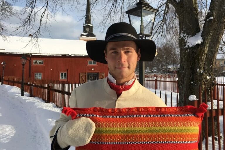 Premiär för kransmasarnas eget hederspris i Tjejvasan