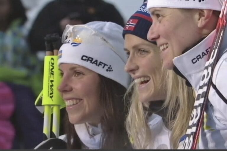 Charlotte och Ida pallade