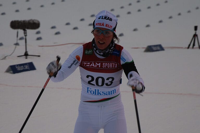 Kalla helt överlägsen på tremilen