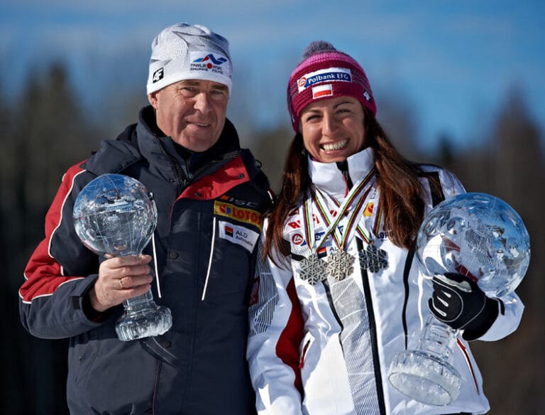 Kowalczyk tränar jorden runt, från Kamtjatka till Spanien