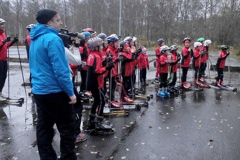 Lilla Sportspegeln hos Falköpings unga skidåkare