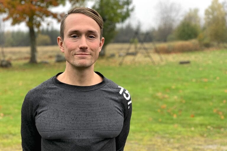 Marcus ska slåss om totalsegern i Visma Ski Classics – trots brutet revben