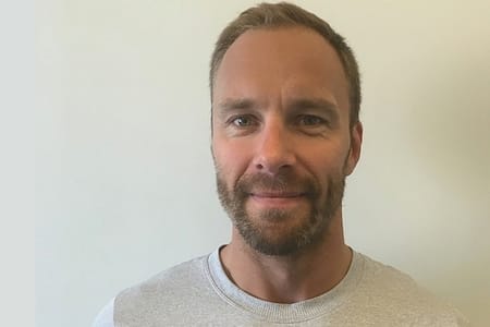 Marcus går från skidskyttarna till längdåkarna