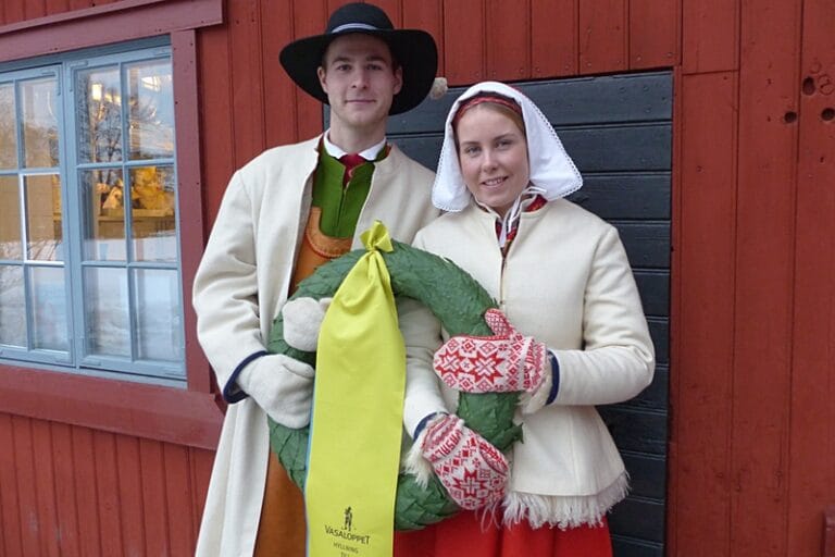 Sara Wadman och Joakim Kullberg är 2018 års kranskulla och kransmas