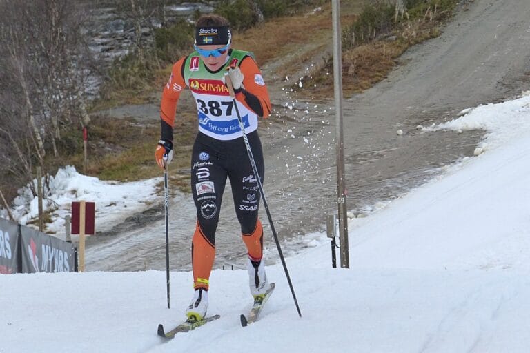 Moa och Gustaf leder Volkswagen cup