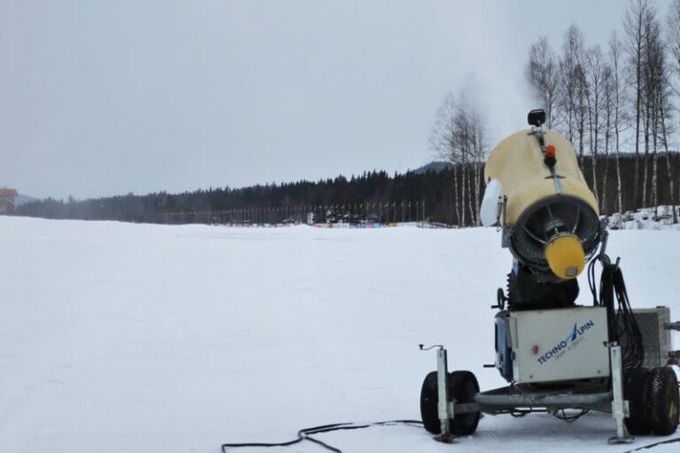 Mobila snökanoner för bättre spårkvalitet