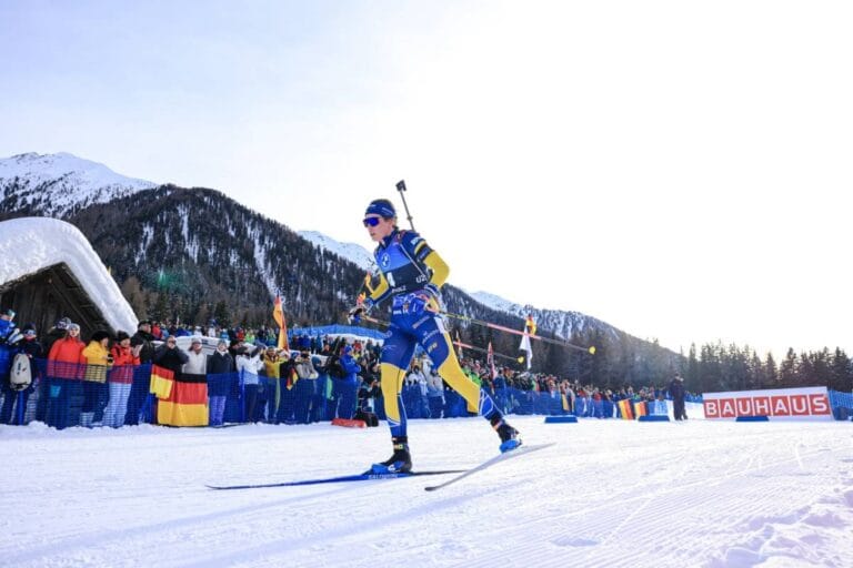 Här är det svenska laget på VM-premiären i skidskytte