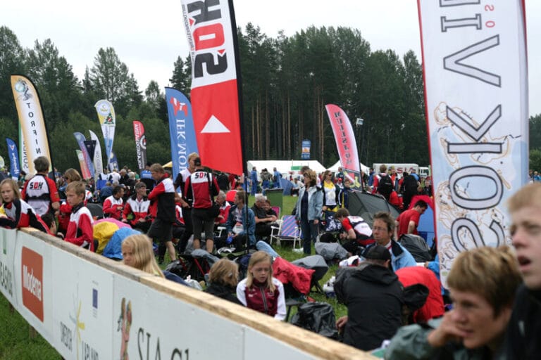 Flera skidåkare på O-ringen