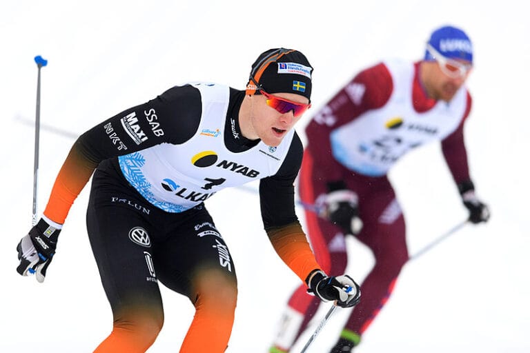 Oskar möter Klaebo med Sagan-taktik i Ruka