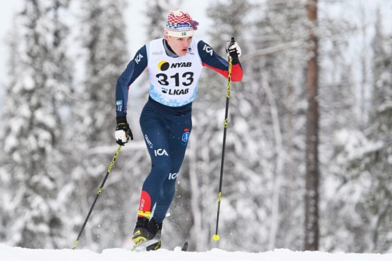 Ossian Rosenberg trea på juniorlandskampens sprint