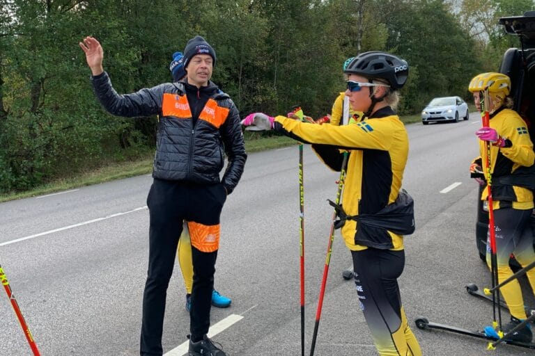 Mattias Reck intervjuas i Visma Ski Classics pod