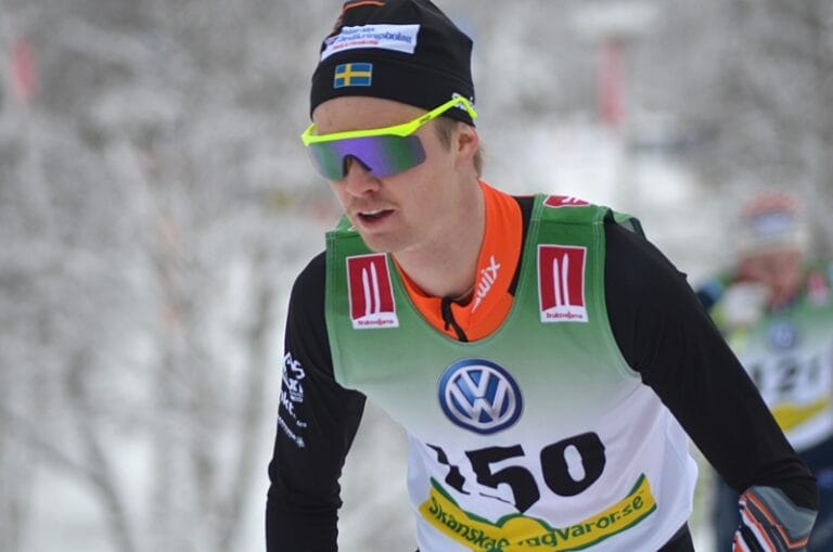 Simon Andersson och Linn Sömskar i topp