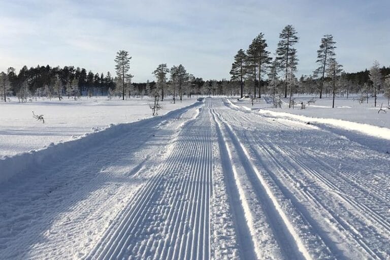 Fina förhållanden inför Sixten Memorial Race