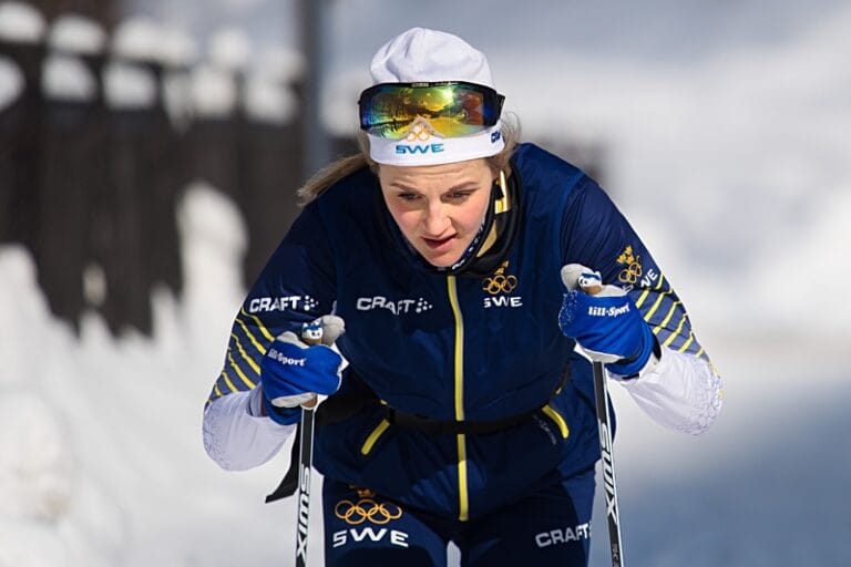 Stina Nilsson åker både skiathlon och sprint