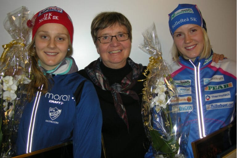 Mora-Nisse-stipendiet till Stina och Julia