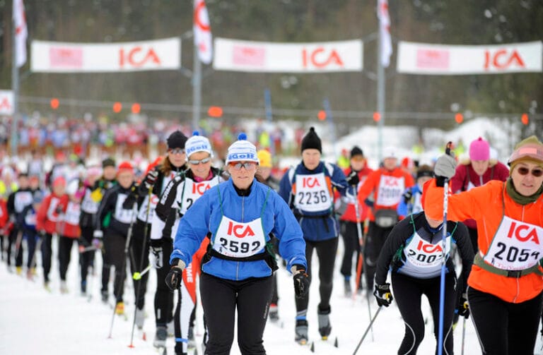 Tjejvasan fulltecknad