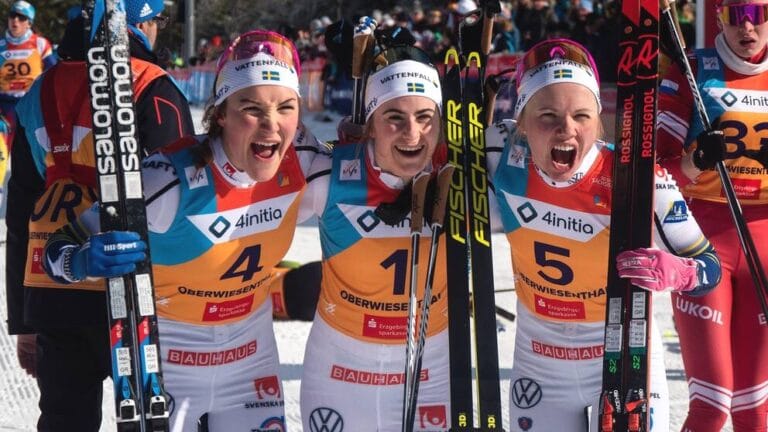 Svensk trippel! Guld till Ebba, silver till Moa och brons till Emma
