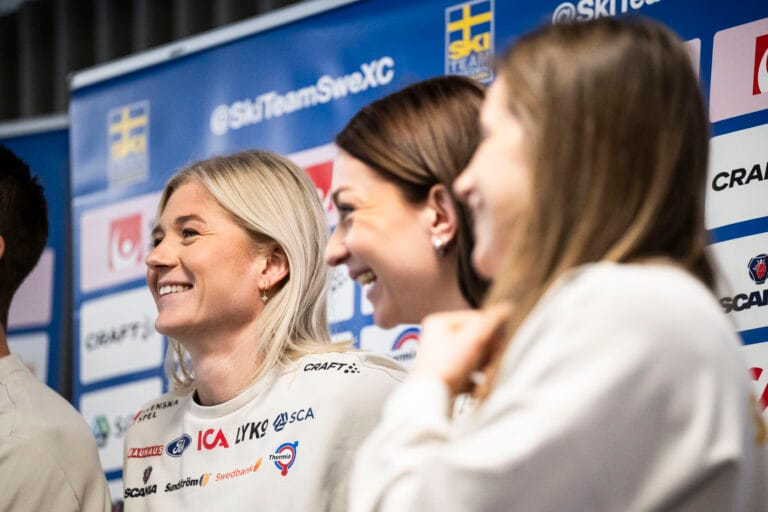 Dopingjägarna slog till mot landslagsstjärnorna under pressträffen