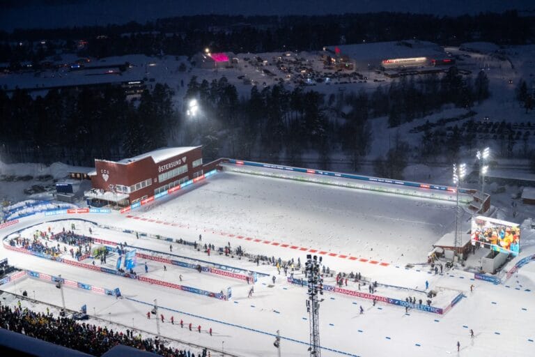 Östersunds skidstadion under världscuptävlingarna i skidskytte 2023