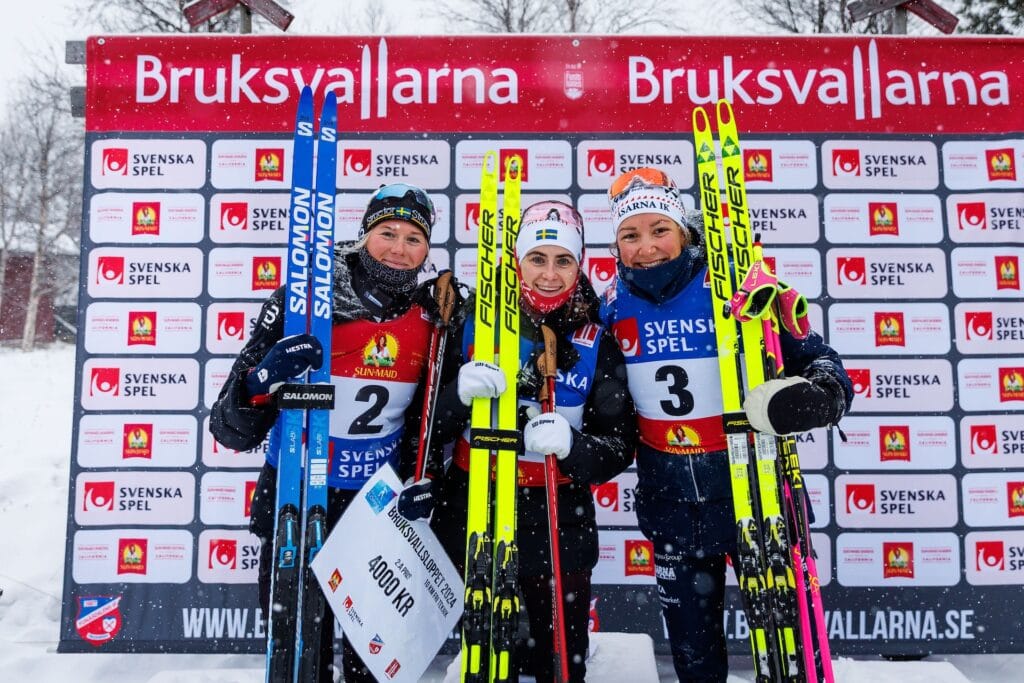 Vinnartrion från damernas lopp i Bruksvallarna. På herrsidan var det dock Johan Ekberg från Nacka Värmdö SK som var starkast.
