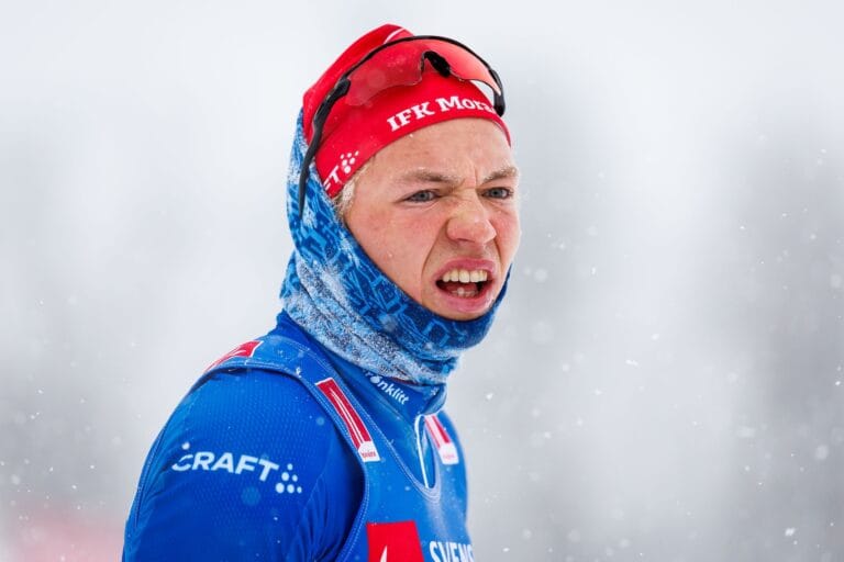 Gustaf Berglund vinner herrarnas 20 km i Idre