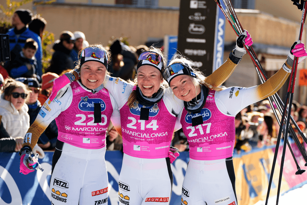 Här är Sofie Elebro Lind, Magni Smedås och Kati Roivas efter starka lopp i Marcialonga. 