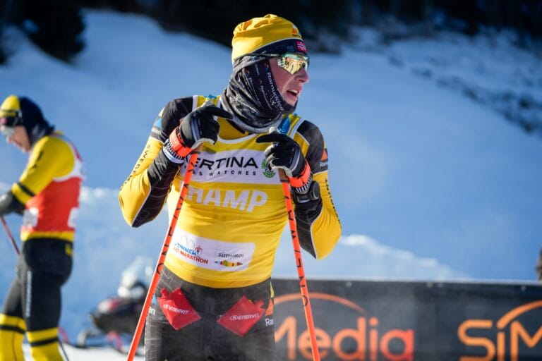 Totalledaren diskad. Amund Riege efter målgången, ovetandes om sin diskning