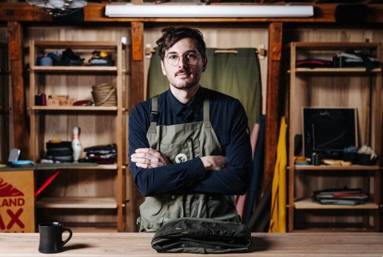 Felix berättar om fjällrävens resa och paralleller till skidsportens fluorförbud