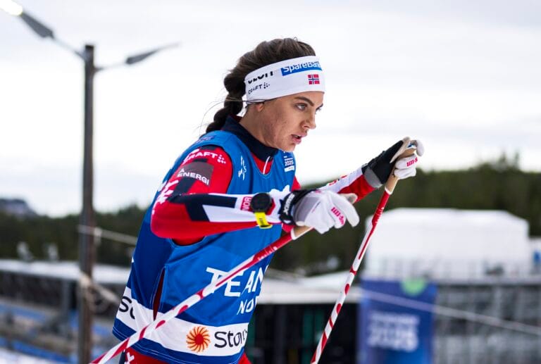 Skistad mot Sverige i Damernas sprint i Trondheim.