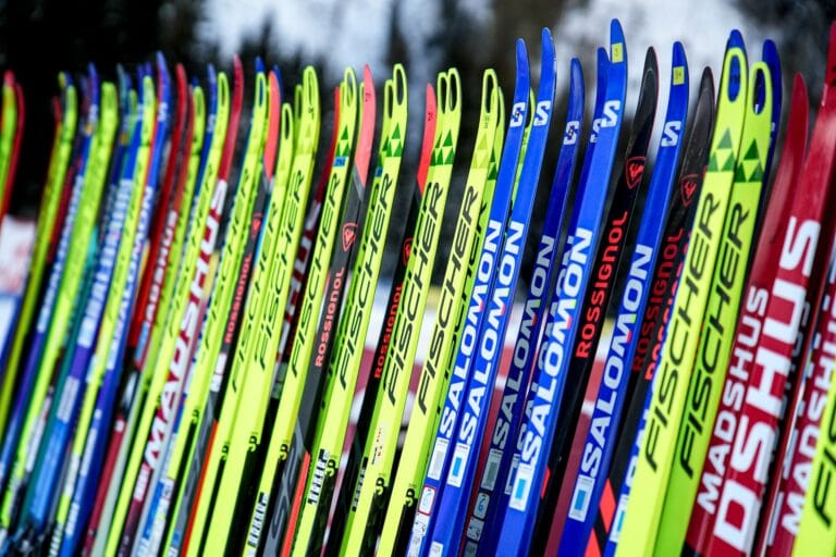 Skidor med olika slipar